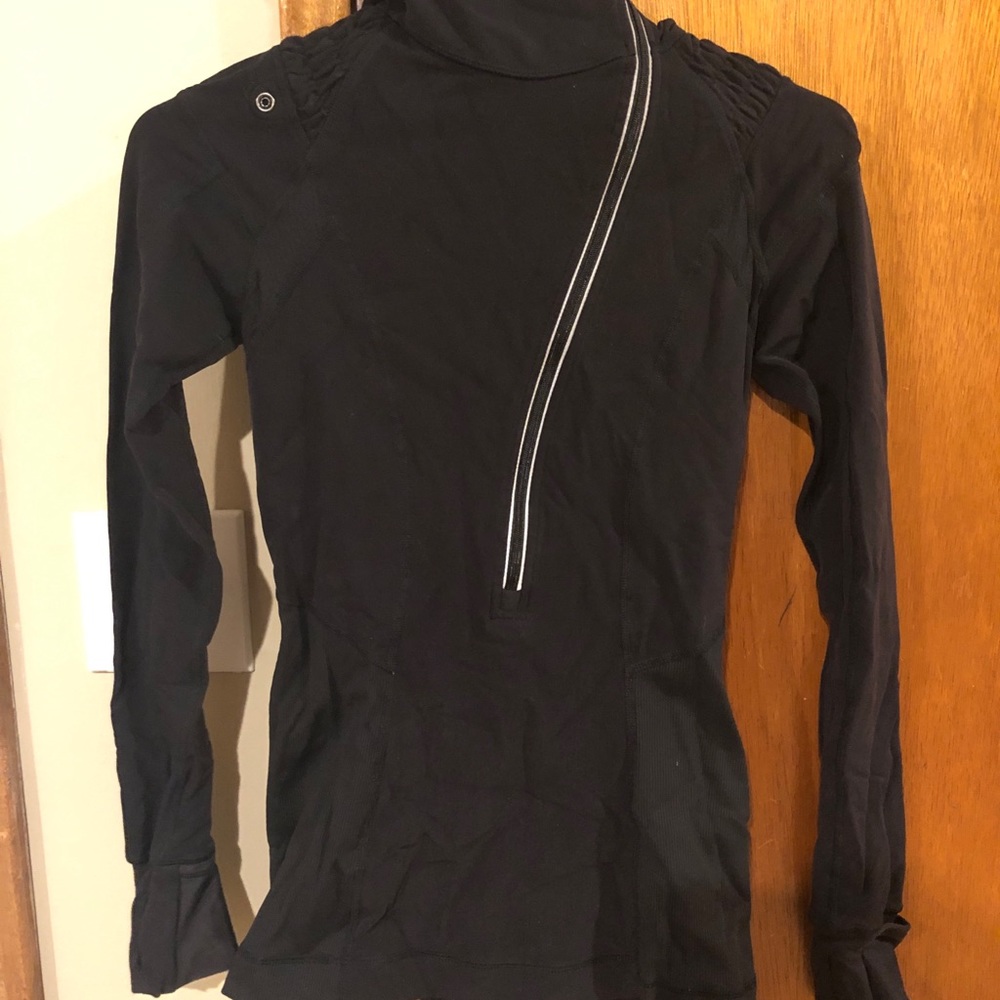 Lululemon running LS top size 2 black